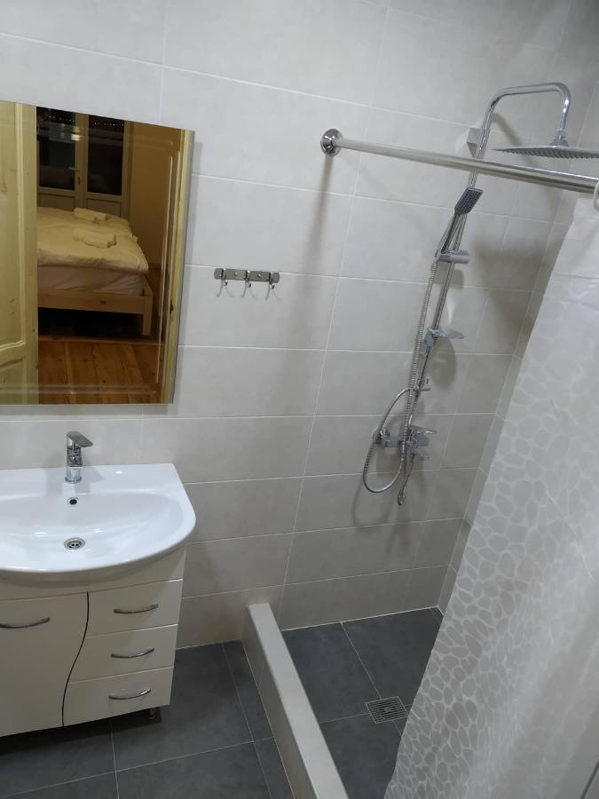 Petit Dilijan Bed & Breakfast エクステリア 写真