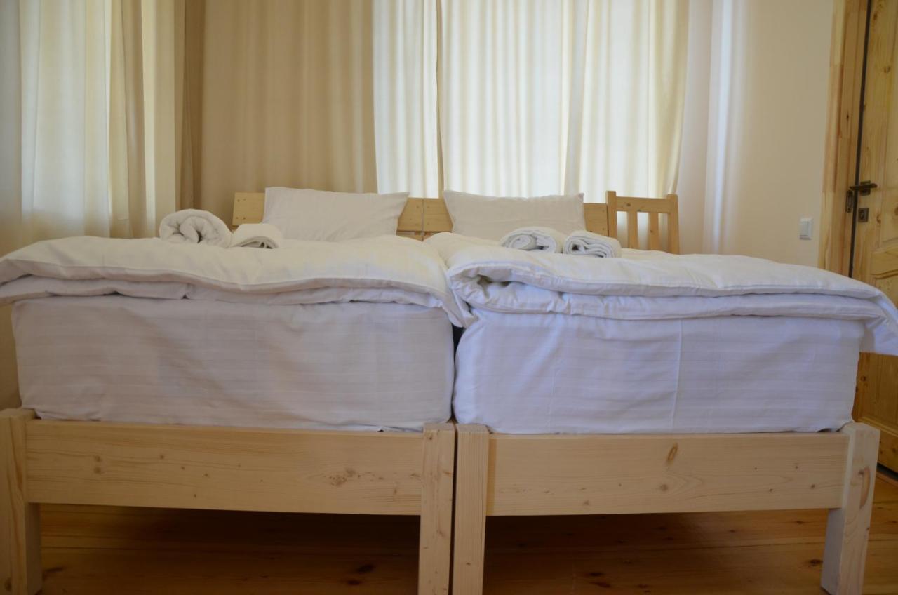 Petit Dilijan Bed & Breakfast エクステリア 写真